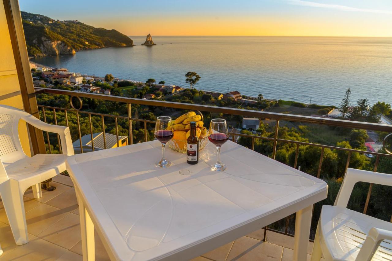 So Ionian Getaways Apartman Ájosz Górdiosz Kültér fotó