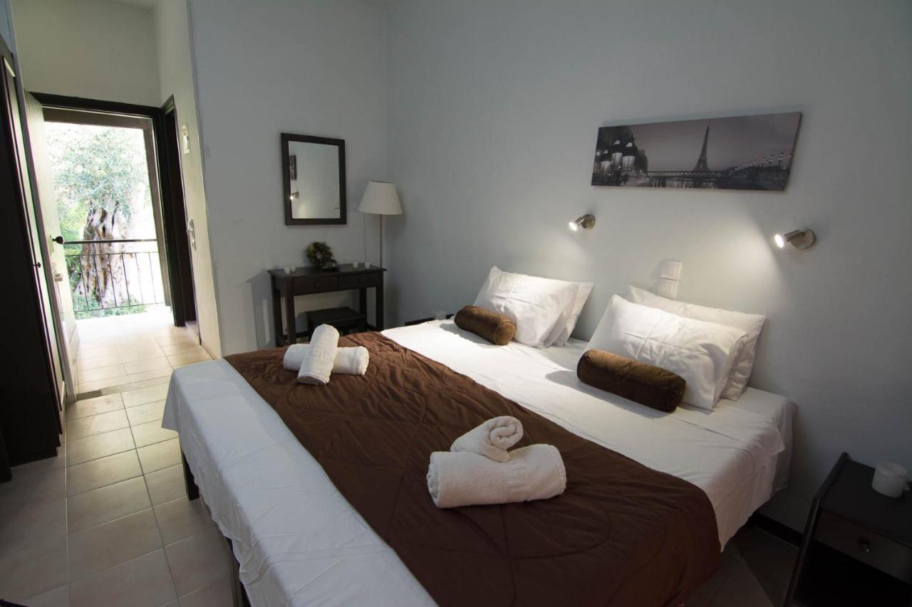 So Ionian Getaways Apartman Ájosz Górdiosz Kültér fotó